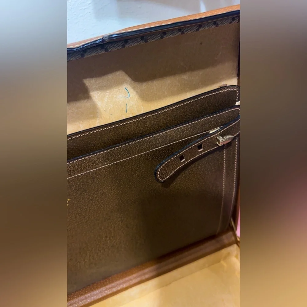 Vintage Gucci briefcase unisex attaché